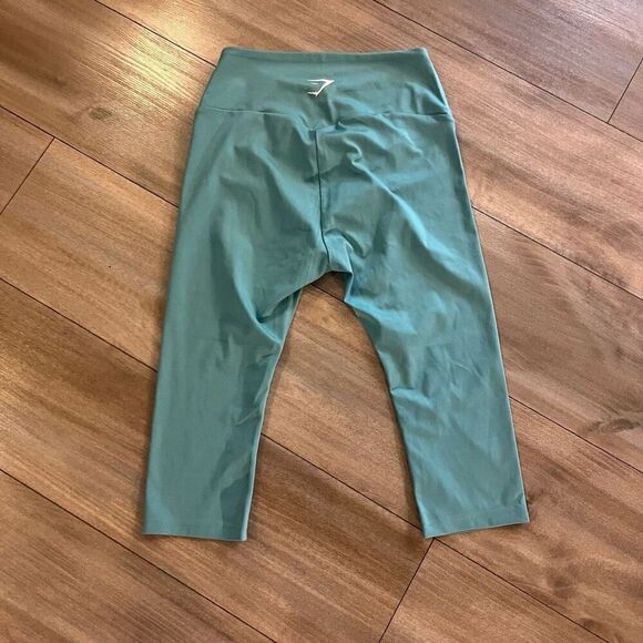 GymShark Blue Athletic Cropped Leggings Women Medium‎ Bin N-36 - Picture 5 of 5